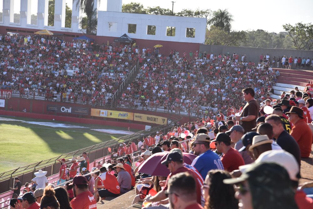 Estadio (4) Estadio (4)