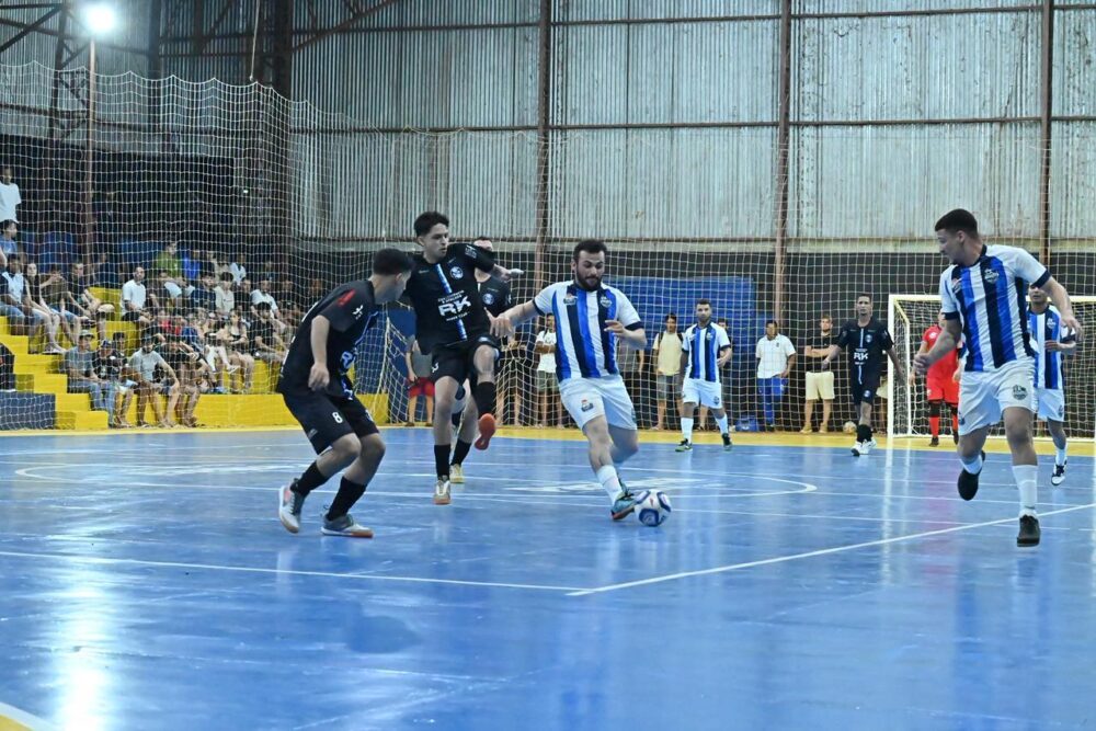 Copa Graciosa (1) Dois jogos marcaram a primeira noite de competição - Foto: Ivan Fuquini