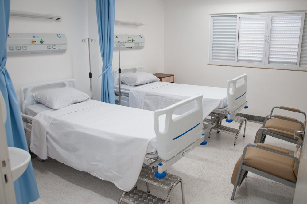 Unidade Morumbi conta com mais de 100 leitos, mas apenas 40 são utilizados atualmente
Foto: Arquivo DN/Ivan Fuquini