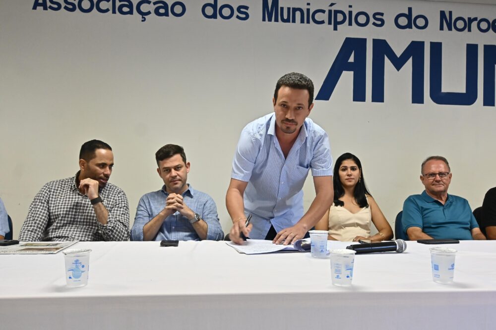 O prefeito de Mirador, Fabiano Travain, foi reconduzido à presidência  Foto: Ivan Fuquini