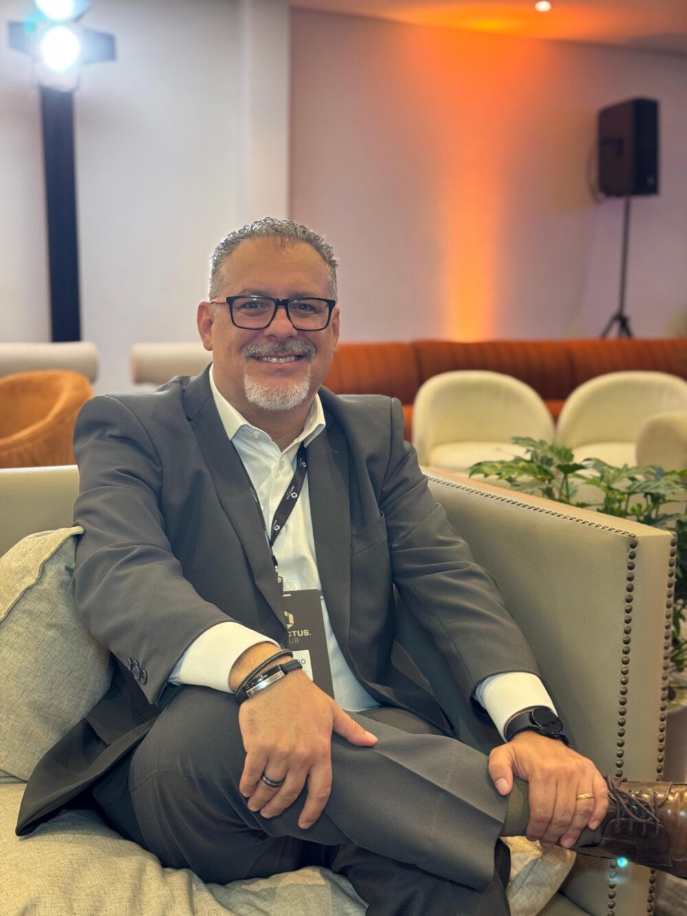 Leandro Lotto Lago é corretor especialista em proteção de riscos financeiros e seguros, além de proprietário do Grupo Futuro
Acesse instagram ou linkedin