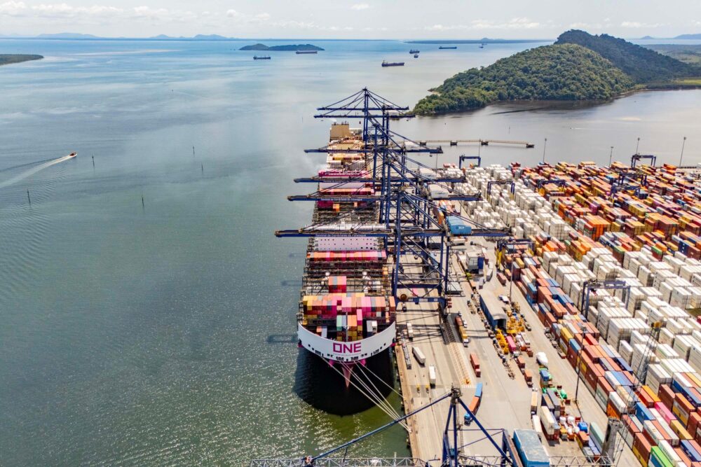 Porto de Paranaguá é referência na exportação de frango
Foto: Cláudio Neves