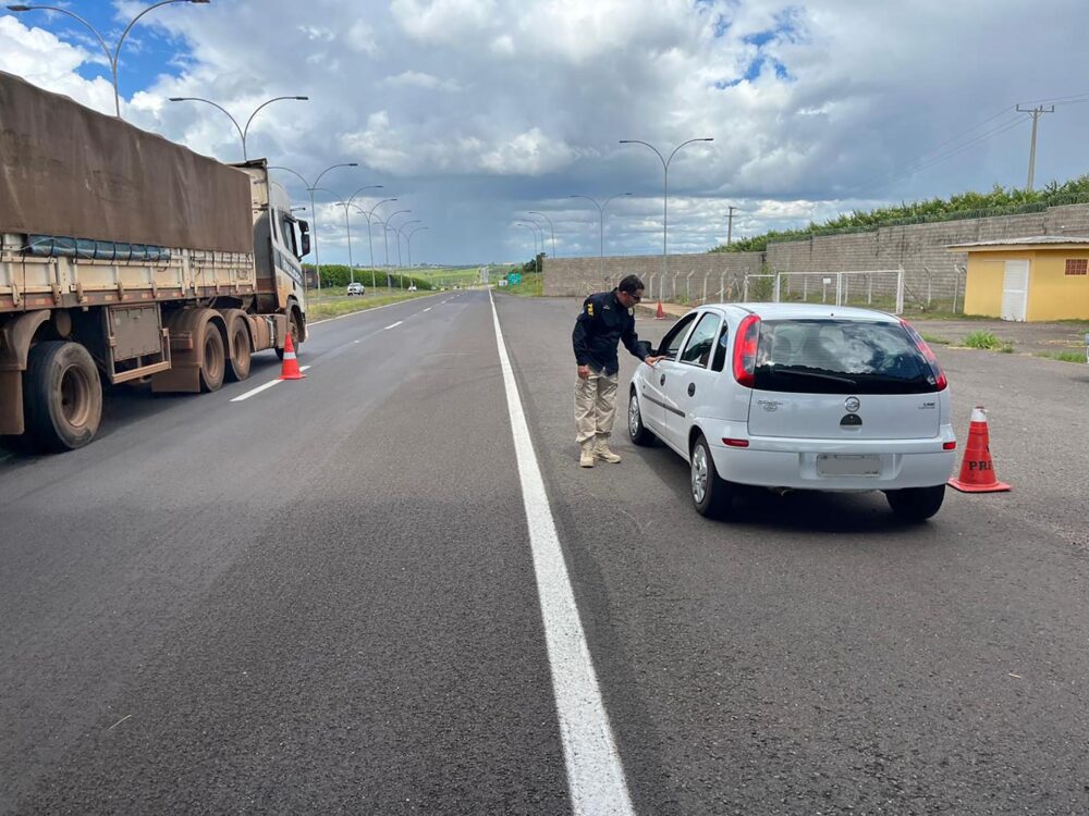 Operação da PRF durante os dias de Carnaval - Foto: Ivan Fuquini