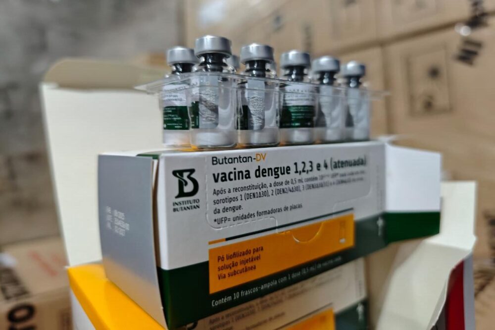 Vacina contra a dengue é distribuída para todo o Paraná