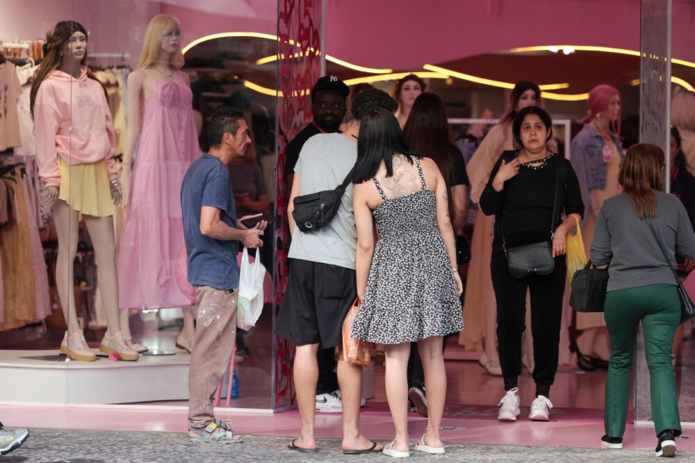 Comércio do Paraná avança acima da média nacional e cresce 3,3% em janeiro
Foto: Geraldo Bubniak/AEN