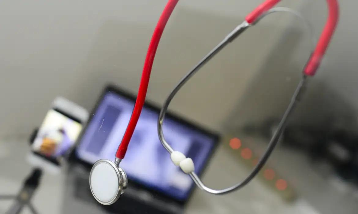 Treinamentos oferecem oportunidades para a equipe do SUS
Foto: Marcelo Casal Jr/Agência Brasil