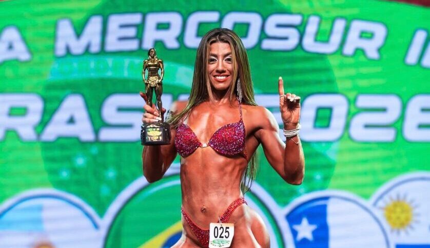 Kelly disputou sua primeira competição internacional - Foto: Reprodução instagram/ifbb_official/ink_fotografia