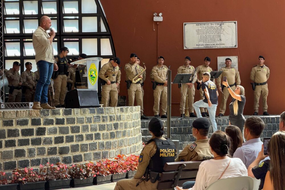 Evento que marcou a entrega dos benefícios