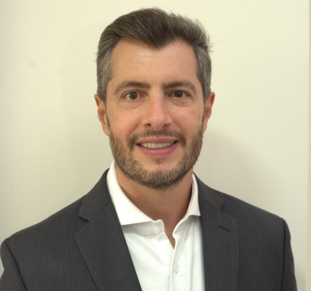 a-thiago Thiago Gaudencio é headhunter e sócio da Wide Executive Search, boutique de recrutamento executivo focado em posições de alta e média gestão
