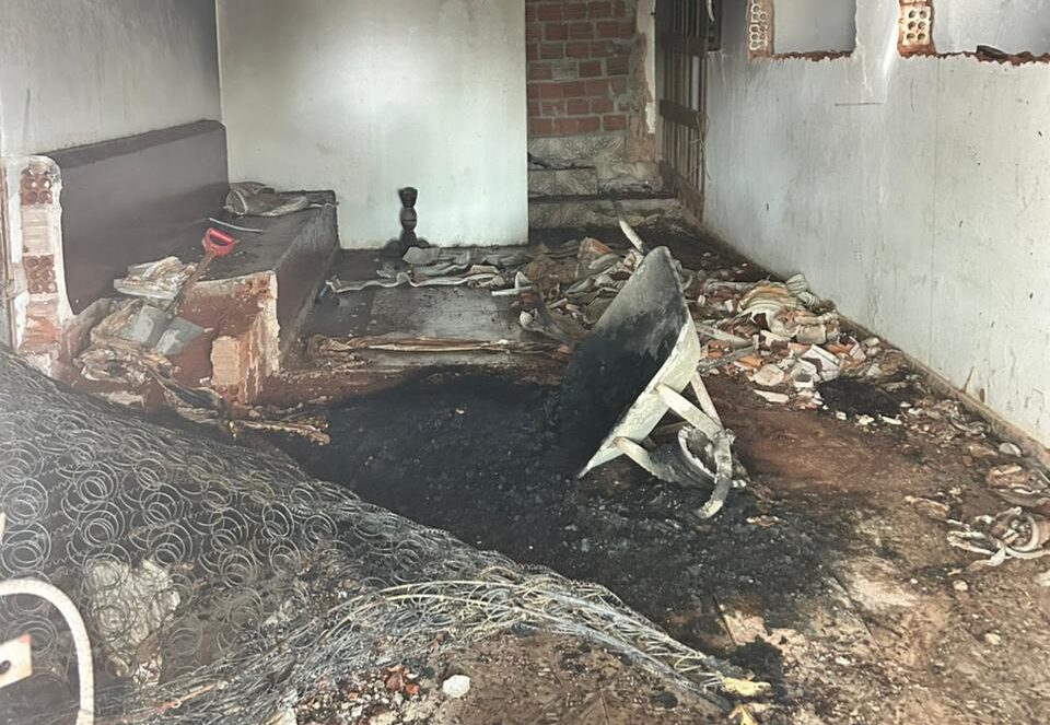 Bombeiros atenderam a ocorrência na tarde desta quarta-feira (29) - Foto: CBMPR