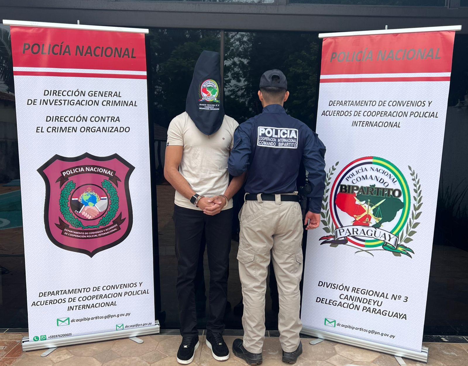 Suspeito foi capturado no Paraguai e entregue na fronteira do Brasil com Paraguai    - Foto: Divulgaçao