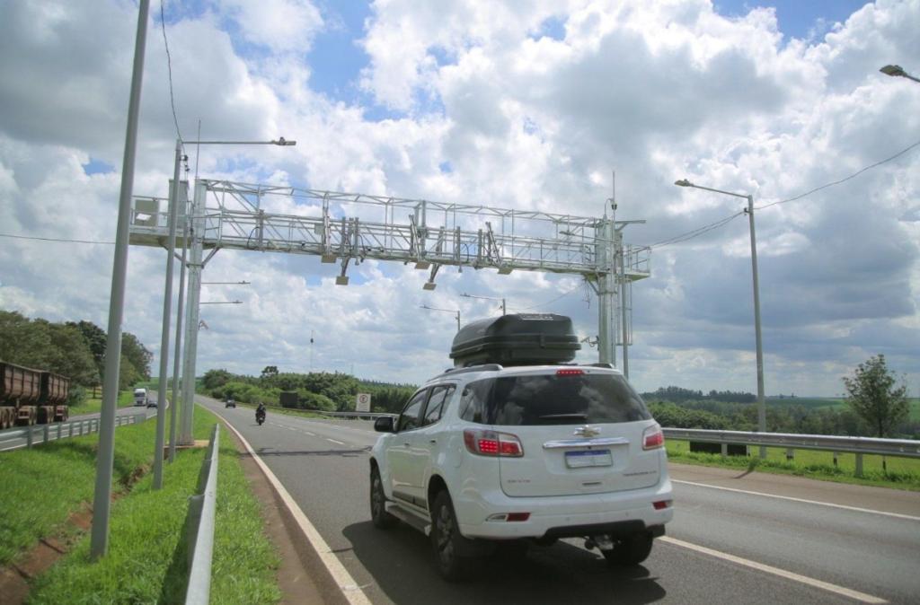 EPR orienta motoristas sobre cadastro e pagamento - Foto: Assessoria de Imprensa EPR Paraná