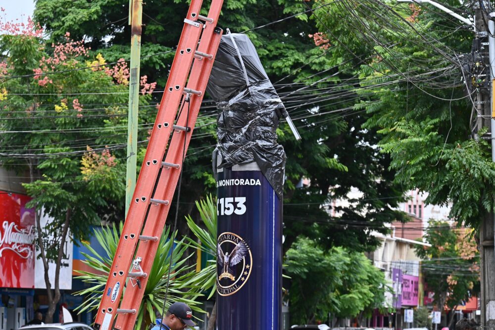 A estrutura foi coberta até que os reparos necessários sejam realizados
Foto: Ivan Fuquini