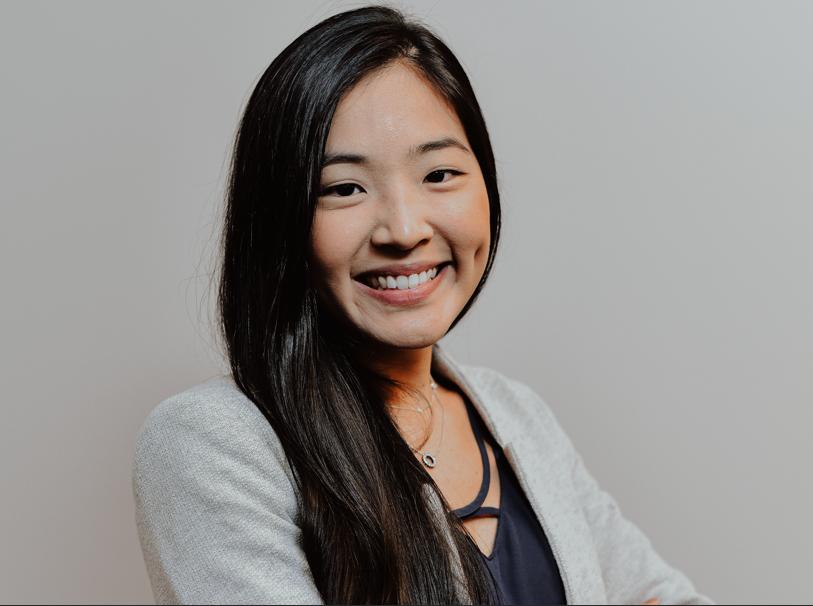 a-gio Giovanna Tawada é advogada formada e pós-graduada em Direito do Trabalho e Processo do Trabalho, ambos pela Universidade Presbiteriana Mackenzie, e conta com mais de 11 anos de experiência na área trabalhista, sempre atuando em grandes e renomados escritórios de São Paulo