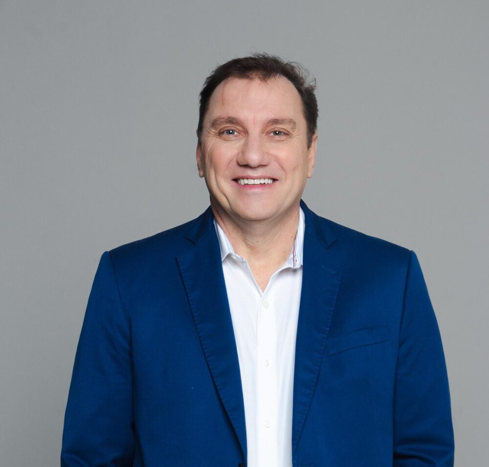 Ronaldo Loyola é executivo multidisciplinar e autor do livro “Inteligência Cênica - A nova soft skill do mundo corporativo”