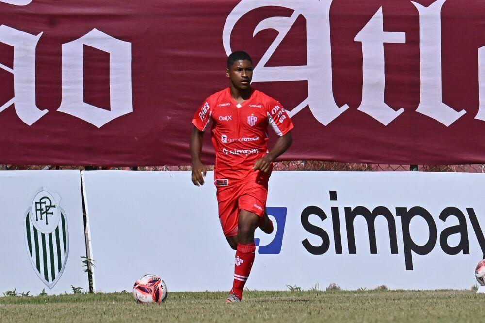 ACP joga diante da sua torcida 
(Foto: Ivan Fuquini)