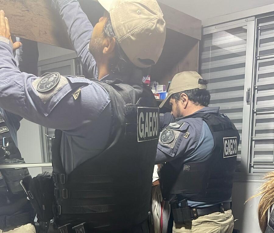 Operação cumpriu 15 mandados em Maringá e Santa Fé - Foto: Gaeco