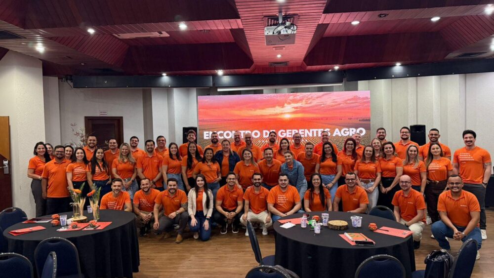 Equipe de lideranças da Cresol em recente treinamento voltado ao Agro