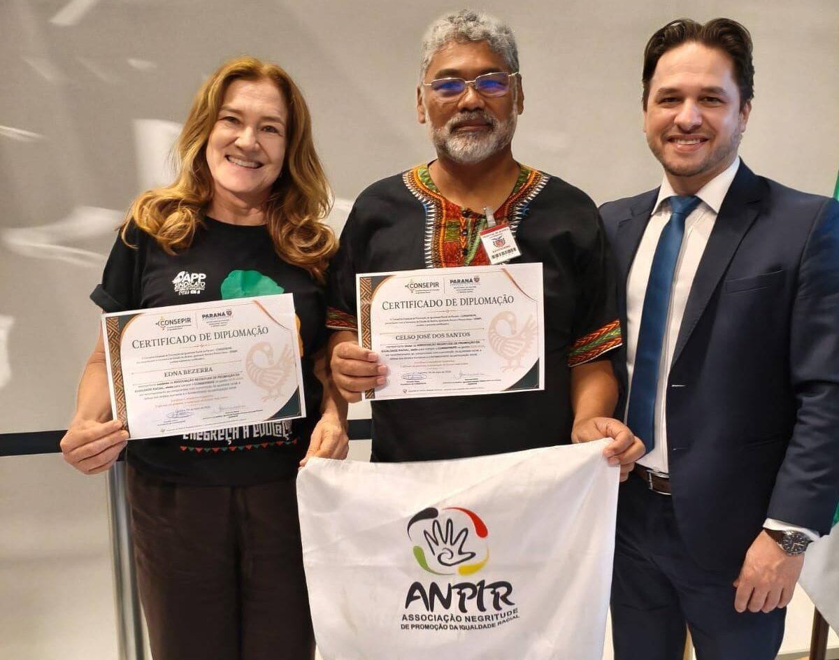 Edna Bezerra e Celso José dos Santos ao lado de Diego Buligon, diretor-geral da Secretaria de Estado da Mulher, Igualdade Racial e Pessoa Idosa - Foto: Divulgação