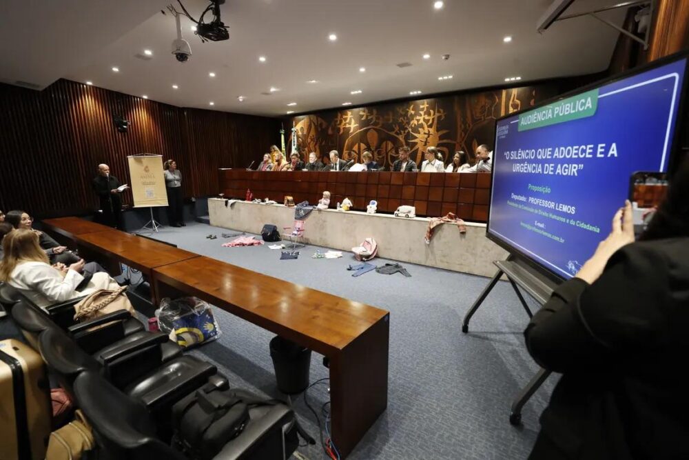 Debate mobilizou o Legislativo nesta em torno do tema
Foto: Antôanio More/Alep