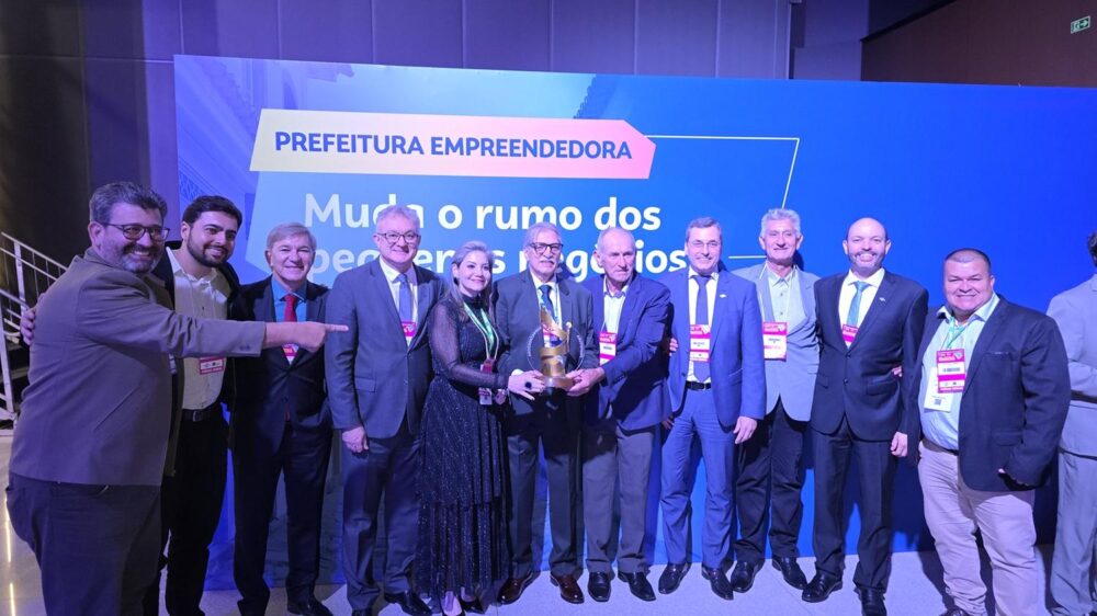 Premiação mobilizou lideranças nesta segunda-feira