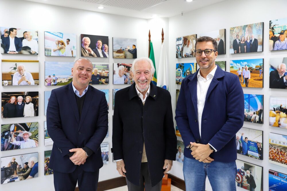 a-segunda Visita do presidente da Federação Paranaense de Futebol, Hélio Cury Filho, ao vice-governador Darci Piana e ao secretário da Comunicação, Cleber Mata
Foto: Igor Jacinto/Vice Governadoria