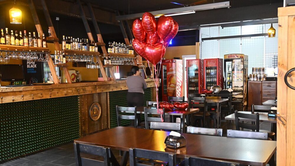 Dia dos Namorados (2) Data é considerada o "Natal dos restaurantes"