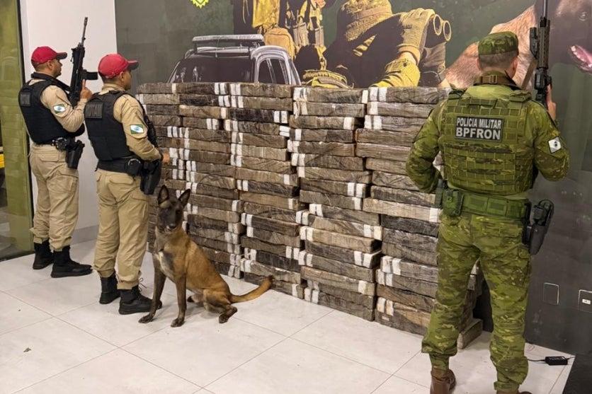 O prejuízo estimado ao crime organizado é de R$ 2.019.600 — Foto: BPFron