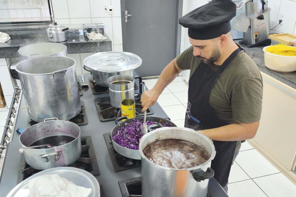 Merendeiro de Francisco Beltrão vence concurso nacional de receitas escolares 
Foto: Evandro Santos