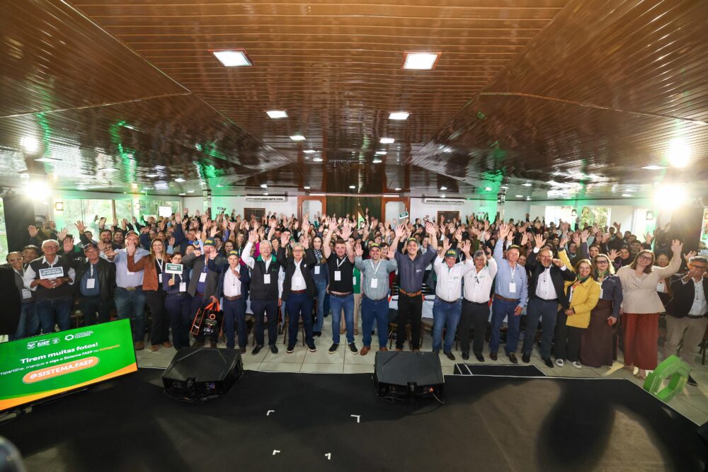 Participantes do encontro em Nova Esperança