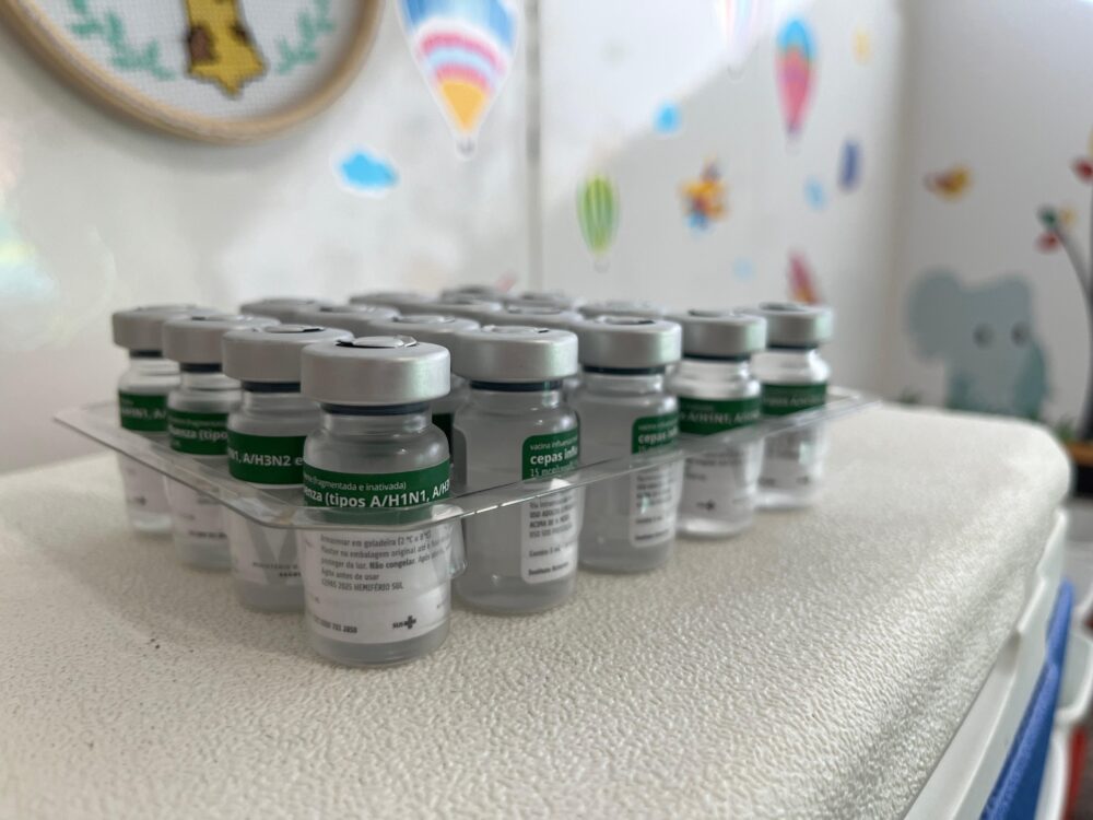 Vacina (1) Doses da vacina estão disponíveis em todas as unidades básicas de saúde de Paranavaí - Foto: Arquivo DN