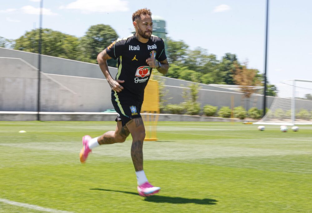 Neymar em campo é indicativo de que o retorno está próximo