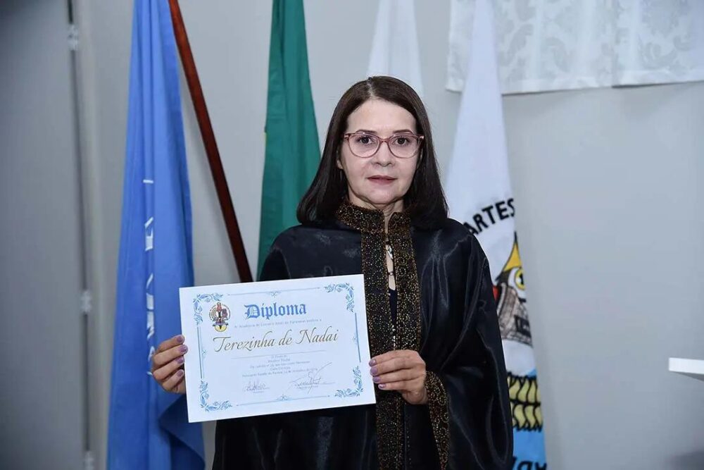 *Terezinha de Nadai é professora, escritora, integrante da Associação de Letras e Artes de Paranavaí (Alap)