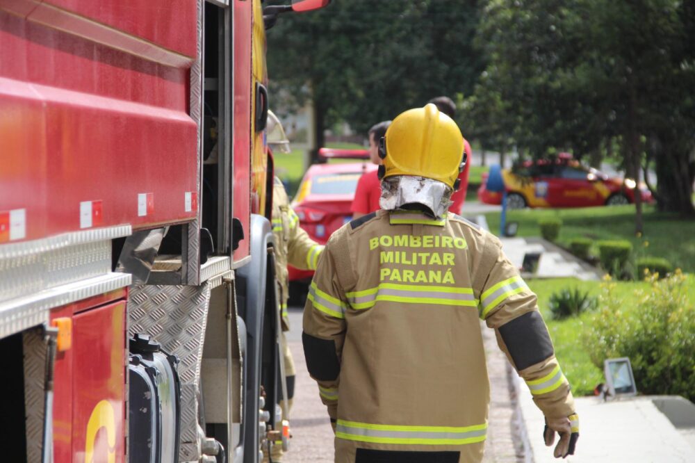 Corpo de Bombeiros alerta para o risco de soltar balões
Foto: CBMPR