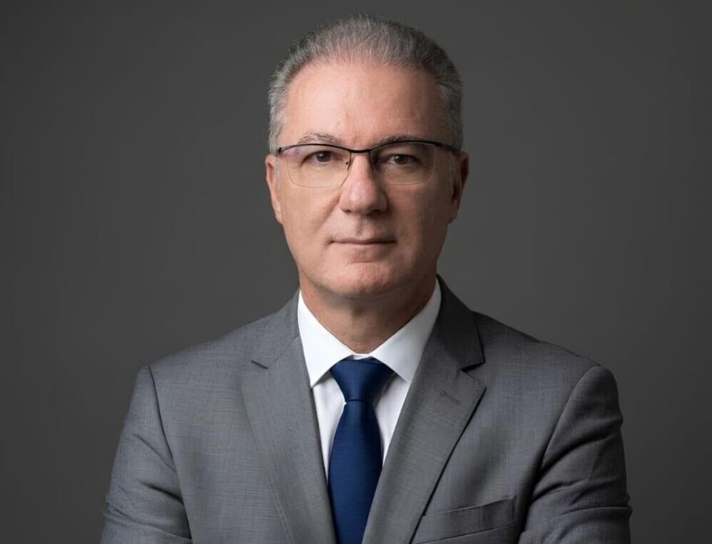 *Luiz Carlos Mânica é Advogado criminalista. Delegado de Polícia aposentado após 31 anos de atividade na PCPR. É especialista em Direito Penal, Processo Penal, Direito Médico e da Saúde, Gestão da Segurança Pública e Gerenciamento Policial