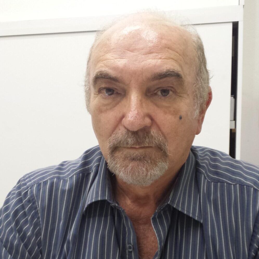 É empresário e autor do livro “Impossível é o que não se tentou”