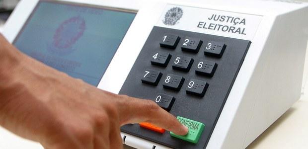 a-mesa1 Mesários começam a ser convocados pela Justiça Eleitoral