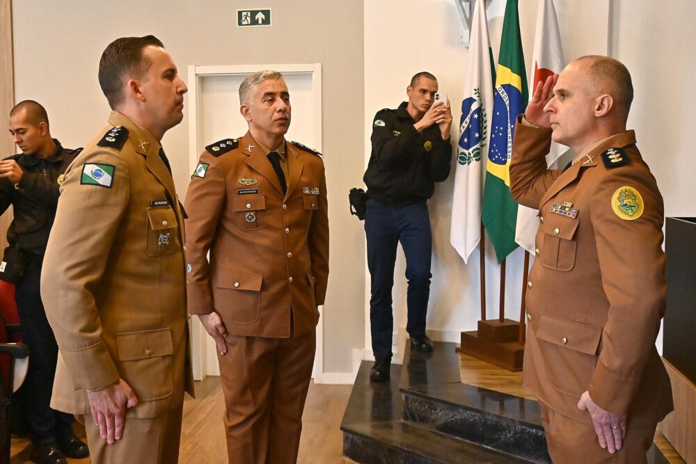 Loanda 14-07 Ivan Fuquini (6) Com presença de autoridades o Major Urbano assumiu posto do Major Aparecido na 3° CIPM