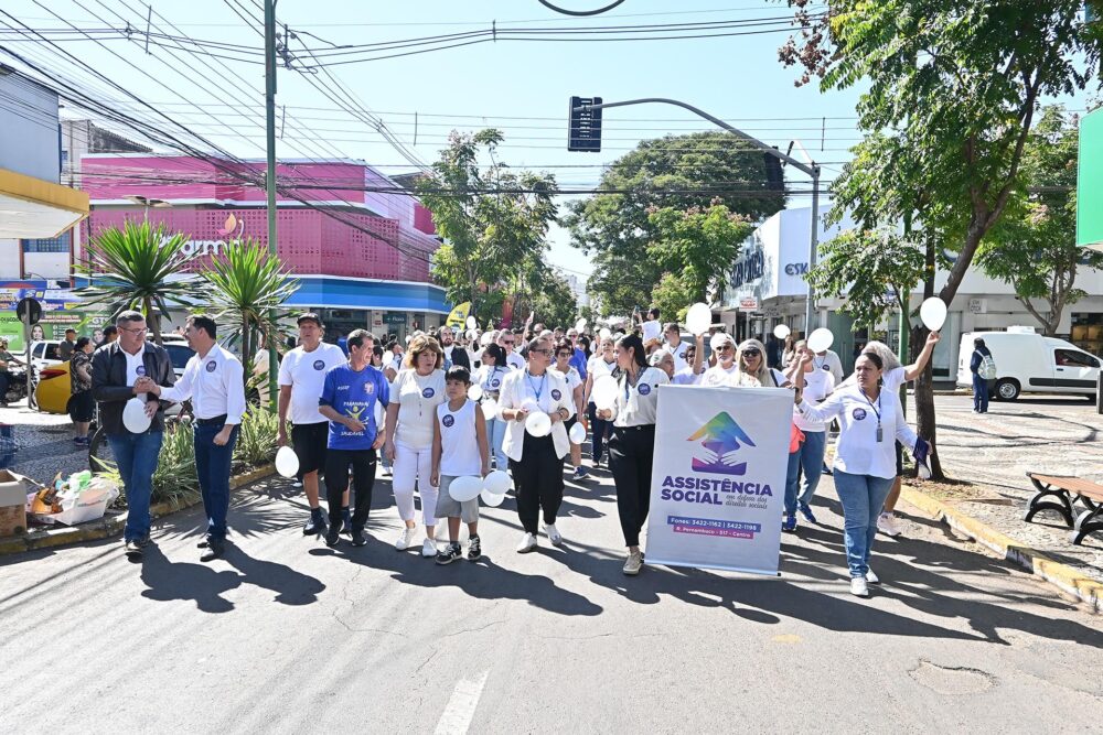 Caminhada (1) Edição de 2025 reuniu lideranças, profissionais da rede de apoio às mulheres e moradores
Foto: Arquivo DN
