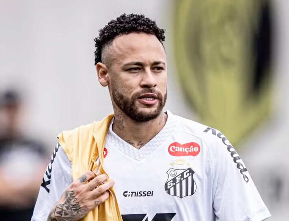 Neymar voltou a falar em fim do ciclo
(Foto: Raul Baretta/Santos FC)