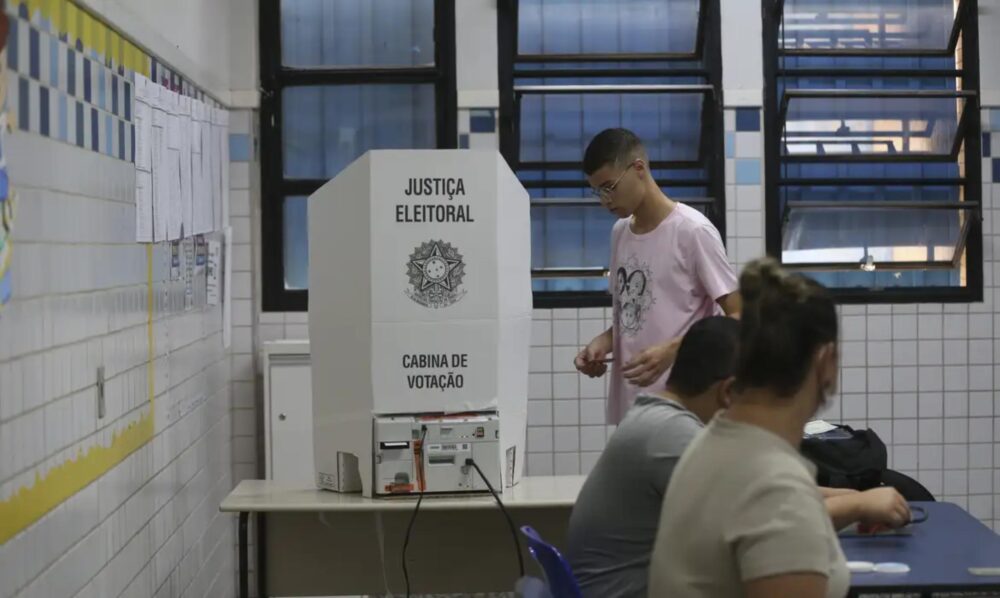 Sistema brasileiro está entre os mais auditáveis do mundo e não registra casos comprovados de fraude
Foto: Antonio Cruz/Agência Brasil