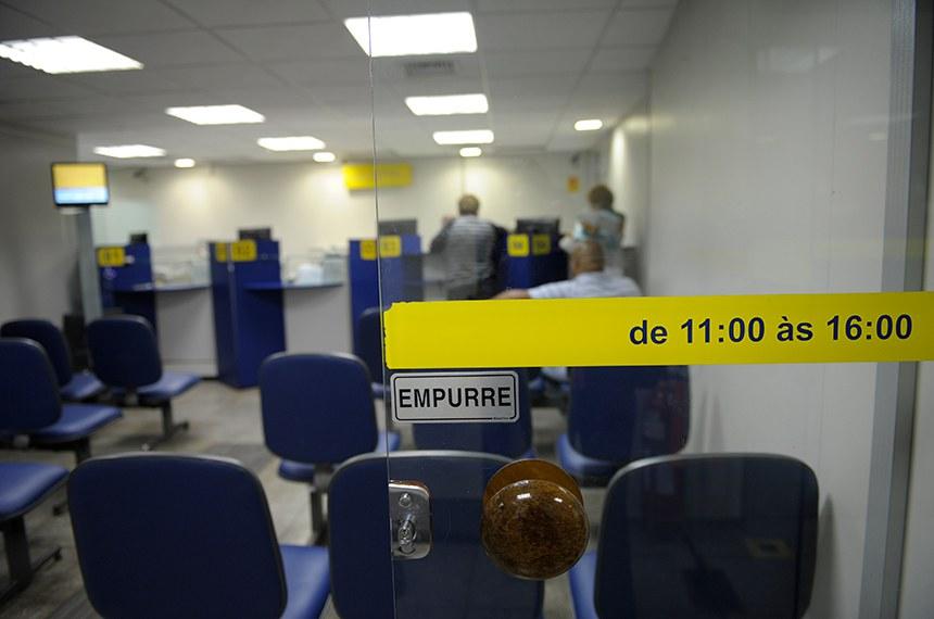 Mecanismo permite que bancos realizem mensalmente o repasse do valor devido ao beneficiário
Foto: Lia de Paula/Agência Senado