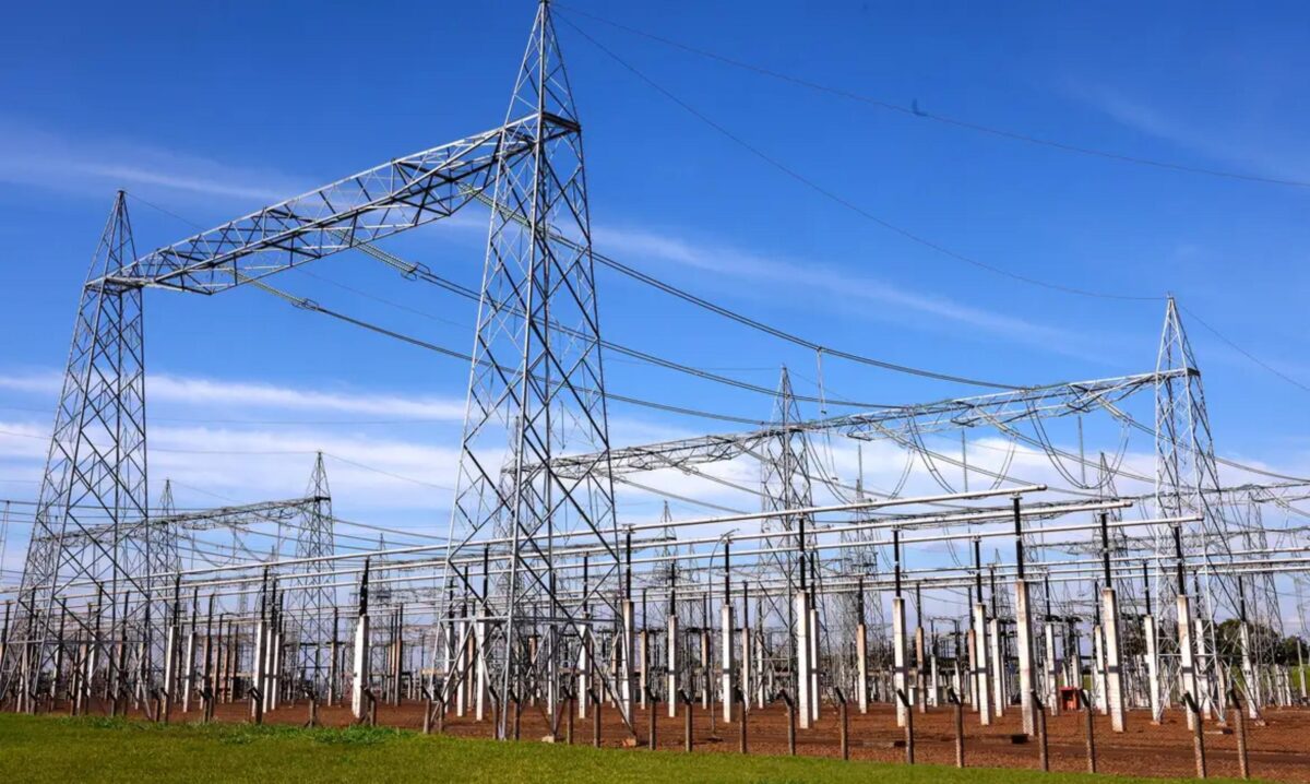 Sinalização reflete condições menos favoráveis de geração de energia no país em razão do período seco
Foto: Tânia Rêgo/Agência Brasil
