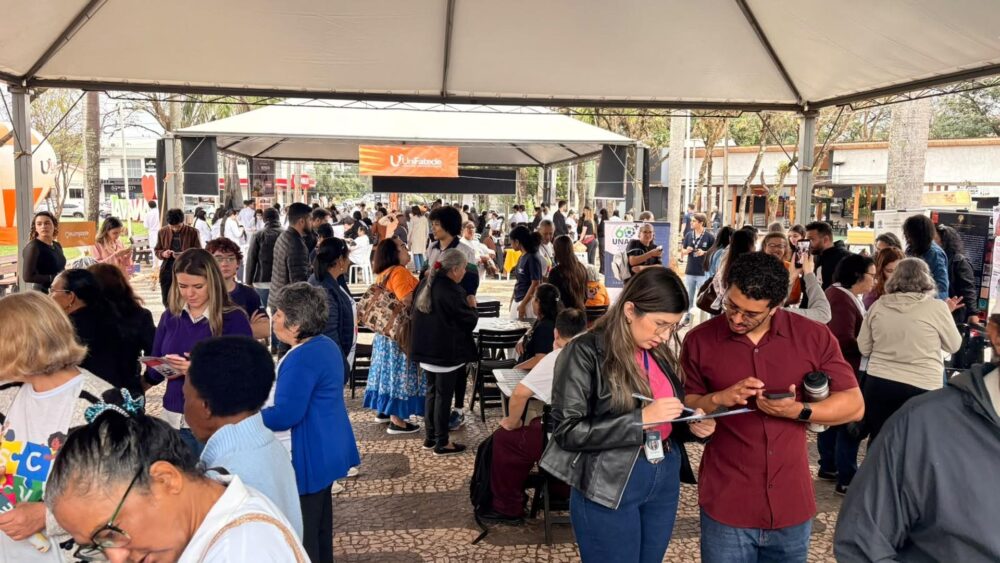 Evento reuniu centenas de pessoas e ofereceu serviços gratuitos
Foto: Prefeitura