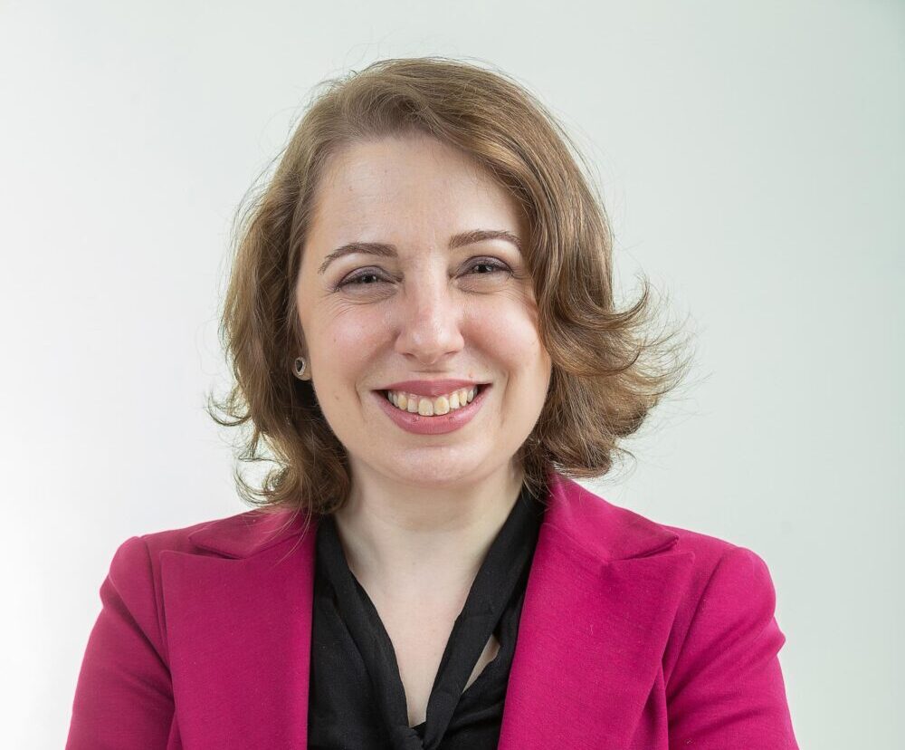 a-andrea *Andrea Mottola é advogada especialista em Direito do Consumidor e Direito Digital