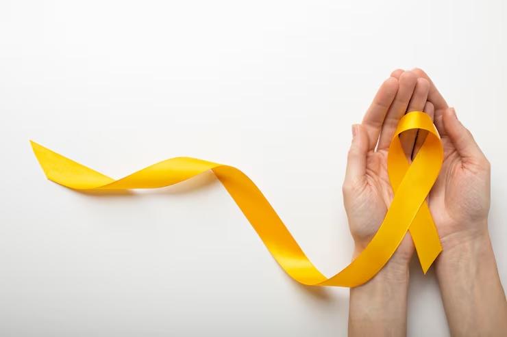 a-amarelo Campanha reforça a importância de debater o tema