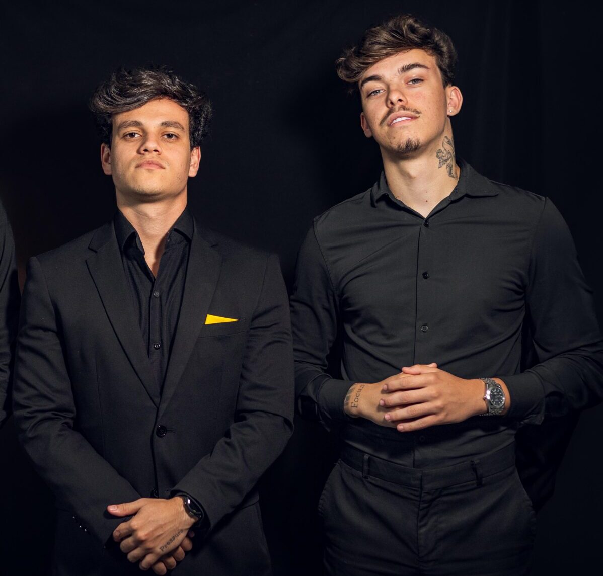 Athos Vilarins e Gustavo de Oliveira, fundadores da Alpha, empresa que utiliza inteligência de dados e inteligência artificial em estratégias de aquisição