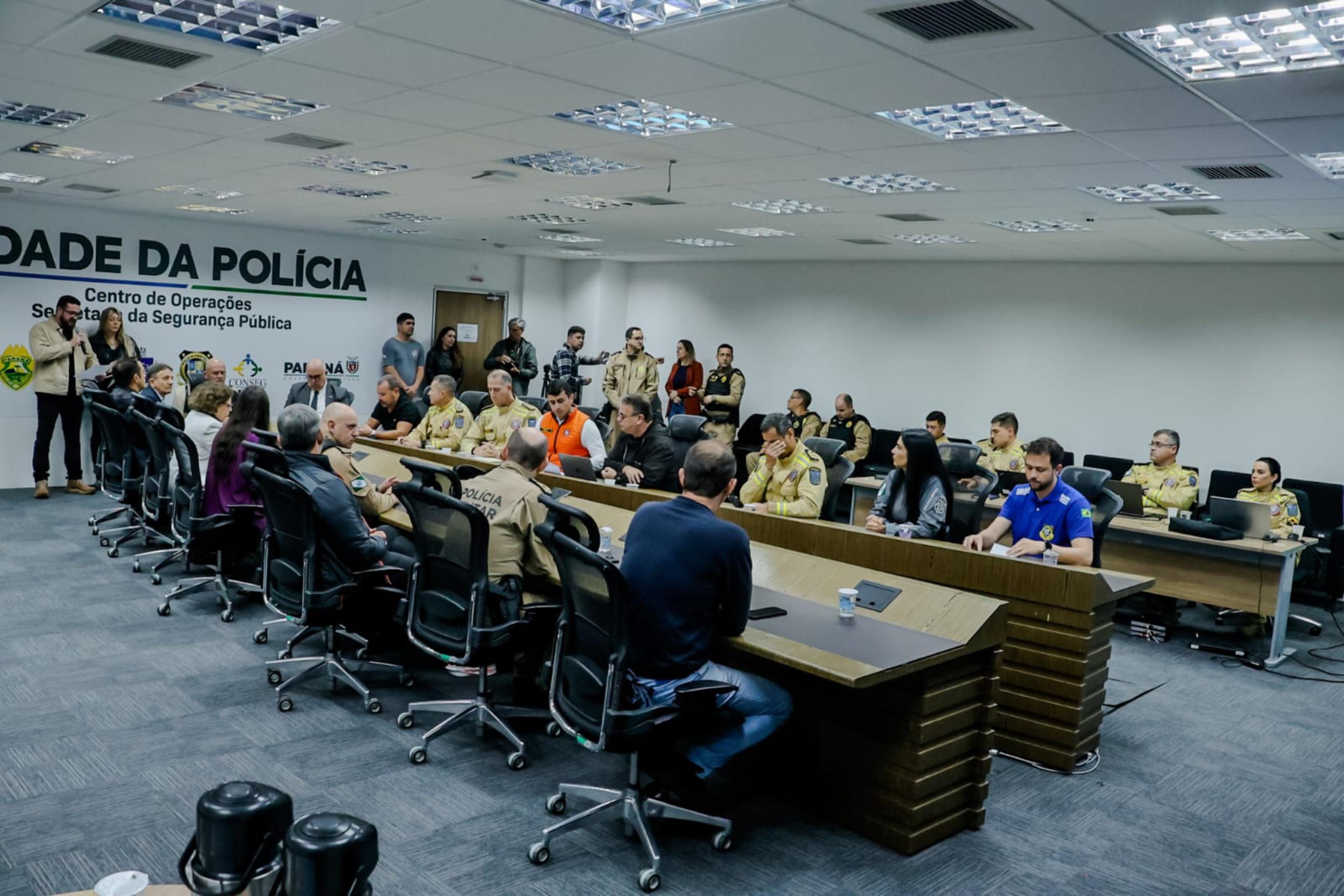 a-ajuda1 Reunião nesta sexta-feira tratou do tema