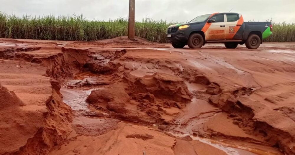 Chuvas provocaram danos nas estradas rurais
