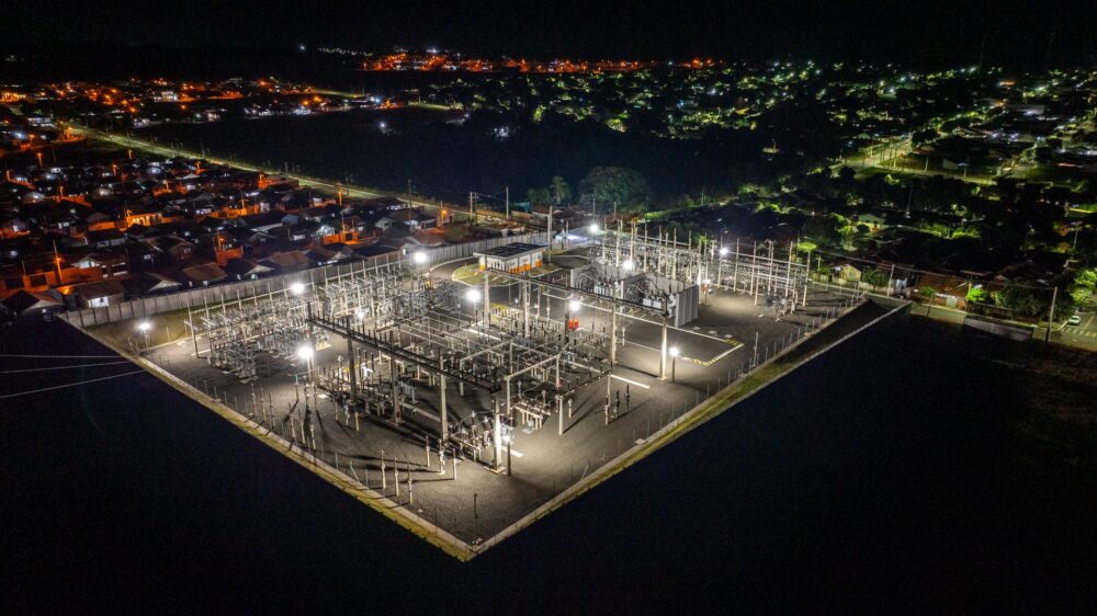 Copel trabalha para manter o fornecimento de energia